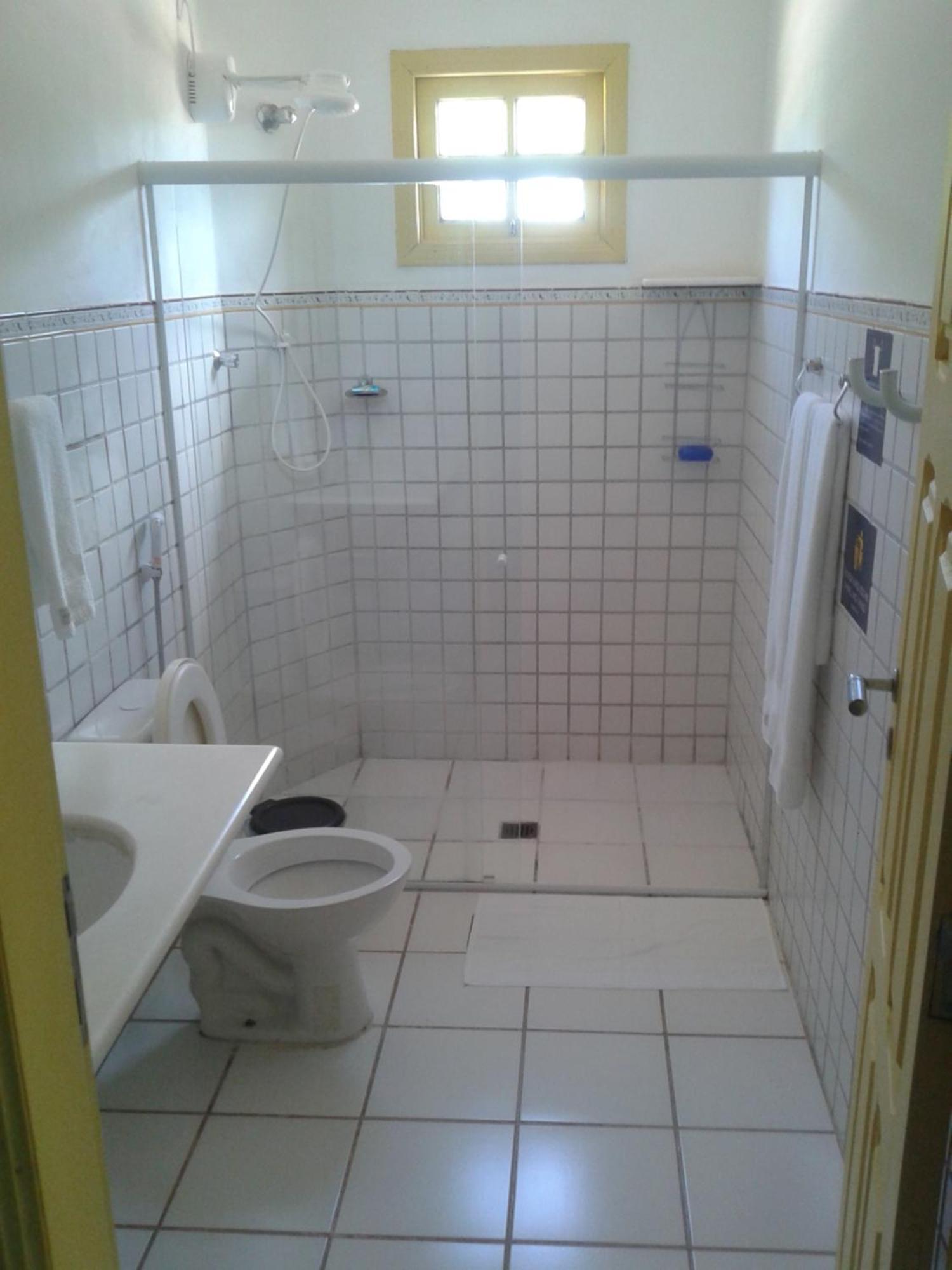 Pousada Da Tina Anchieta  Buitenkant foto